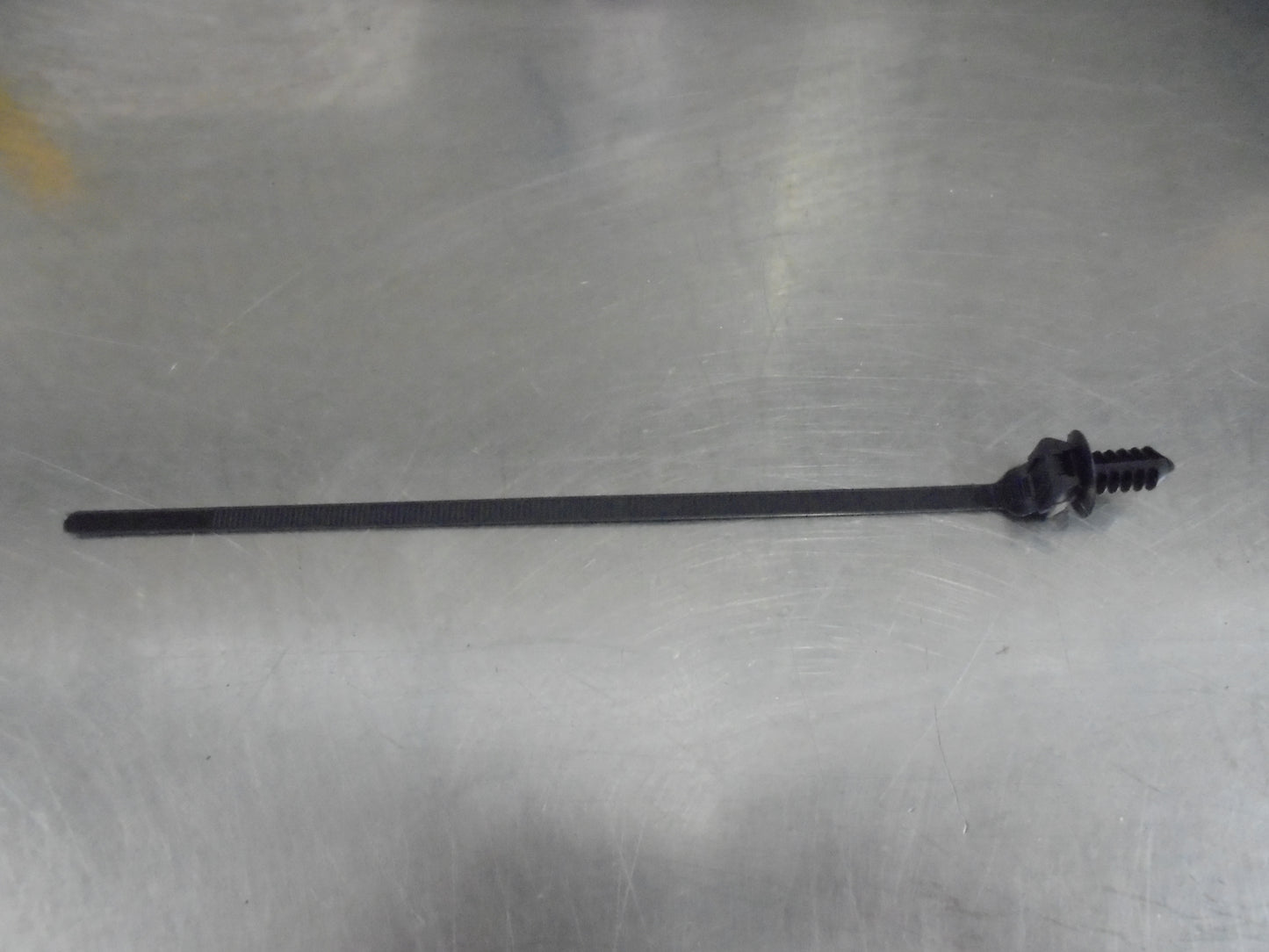 Jeep Liberty-Ram Promaster-Dodge Nitro Genuine Fuel Tube Clip New Part