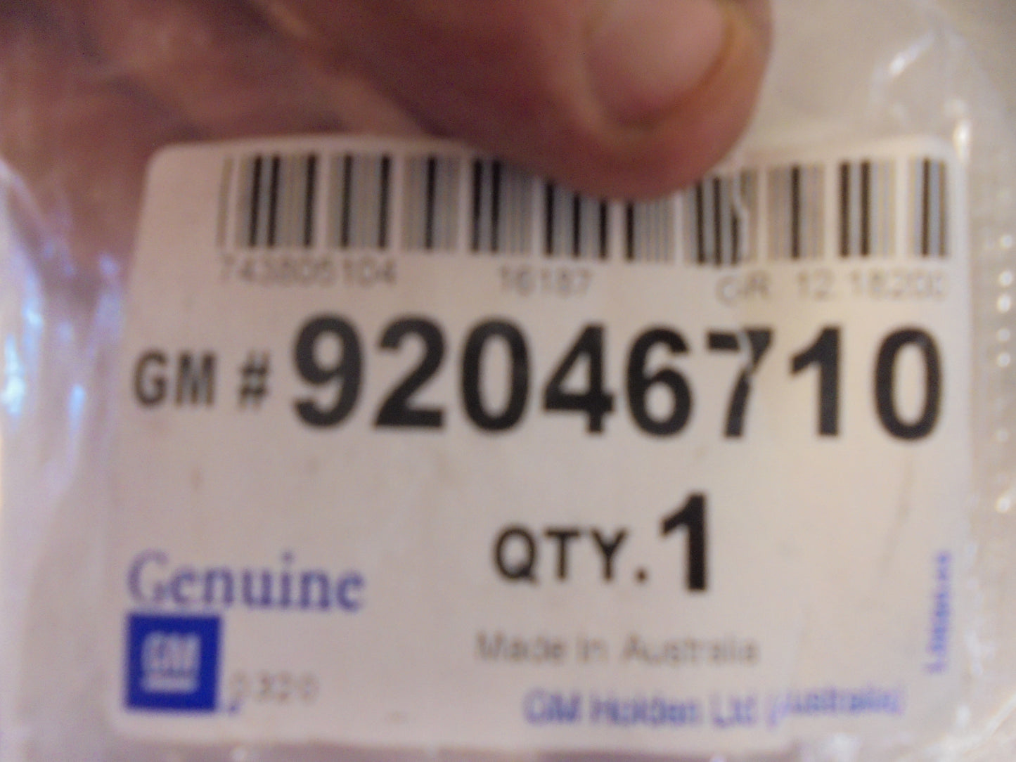 Holden VT-VX Commodore Genuine Bonnet Emblem New Part