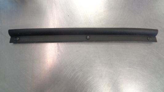 Holden Captiva Genuine Bonnet Hood Seal New Part