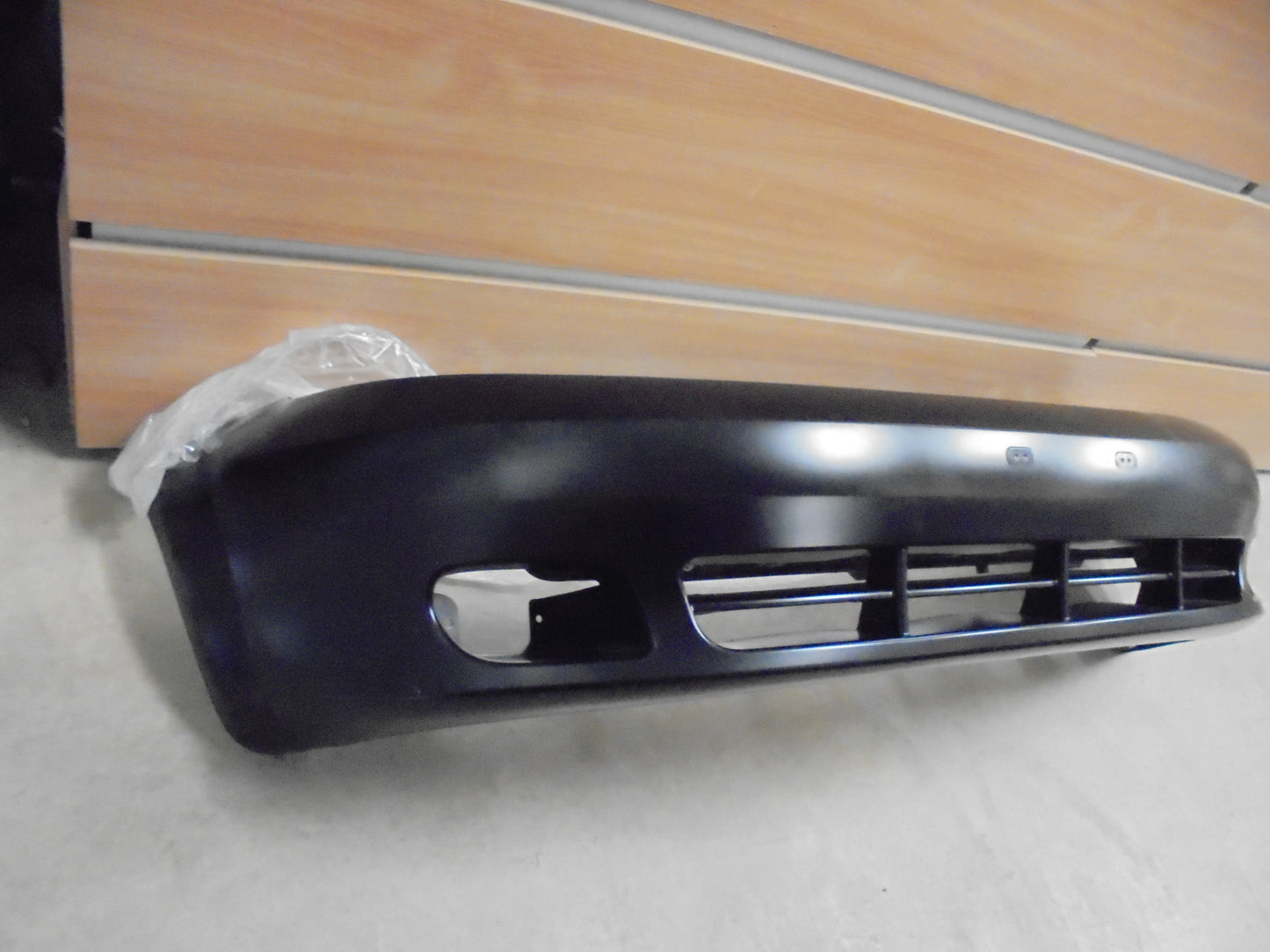 Holden Daewoo Lacetti Genuine Front Bumper Bar Cover New Part