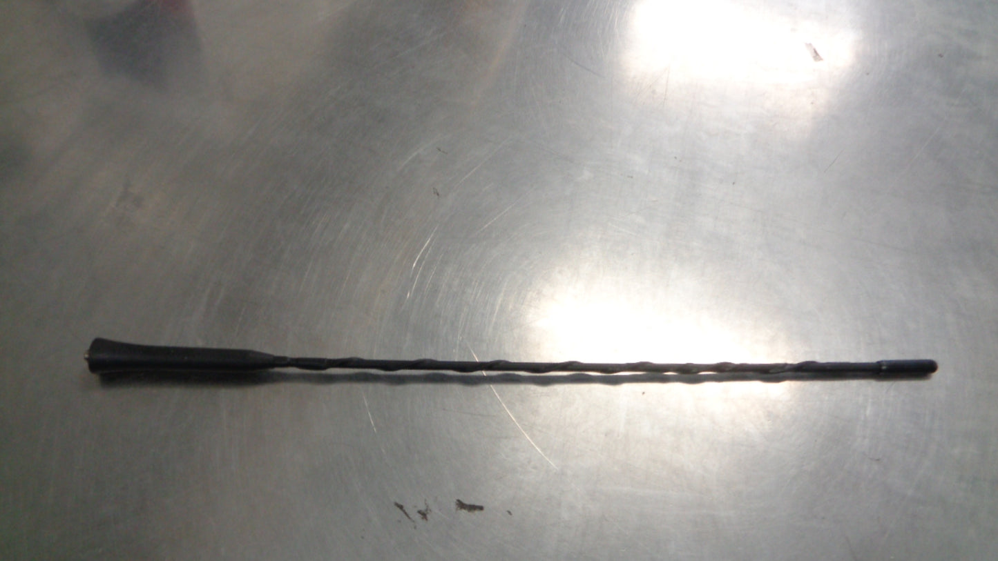 Holden VE Commodore Genuine Antenna New Part