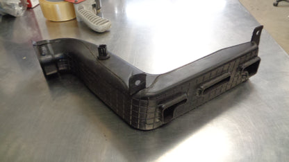 Holden VE Commodore Genuine Drivers Plastic Air Duct Vent Tube New Part