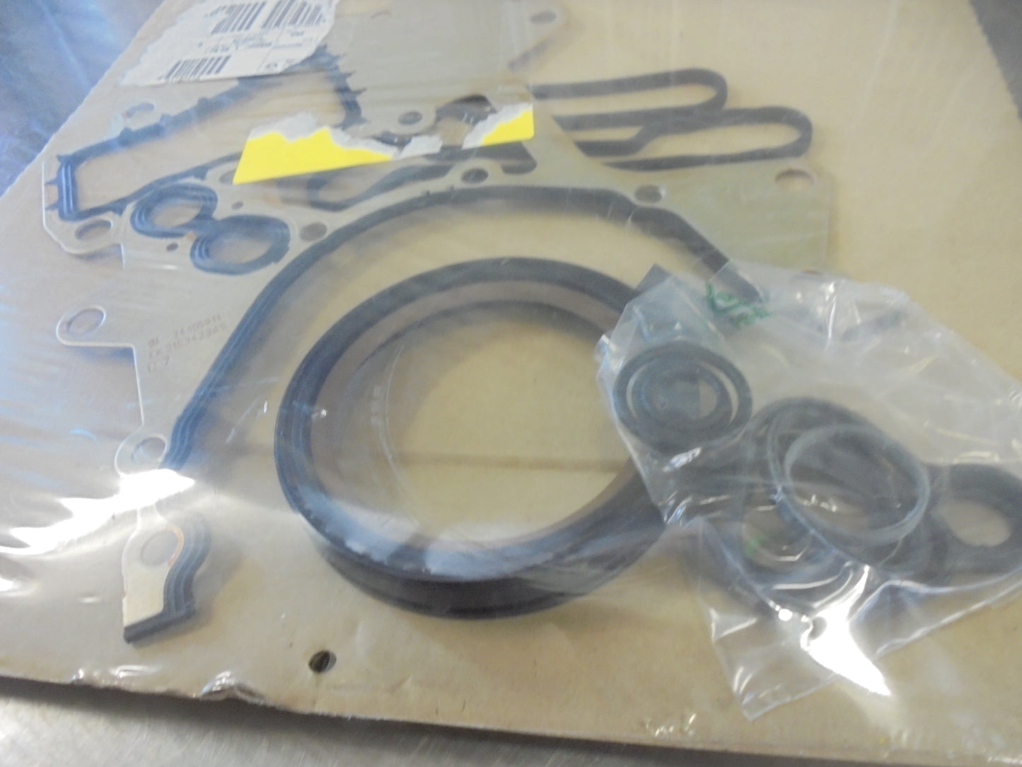Holden Astra Engine Bottom End Gasket Set New Part