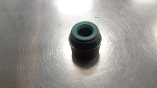 Holden RG Colorado Genuine Valve Stem Seal New Part Pack of 8