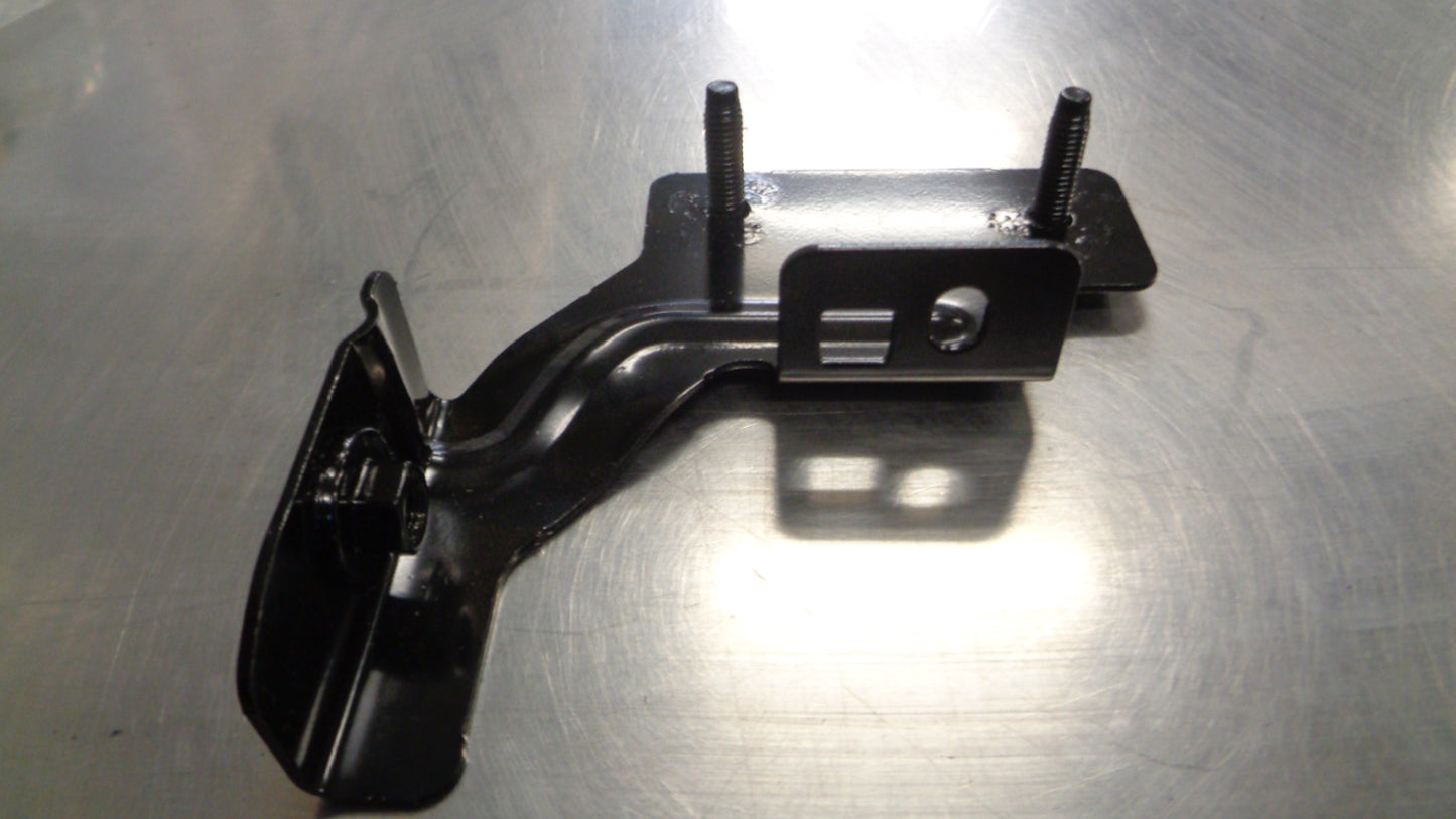Holden Trax Genuine Upper Tie Bar Bracket New Part