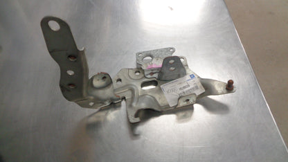 Holden VE Commodore Genuine Right Hand Bonnet Hinge Support New Part