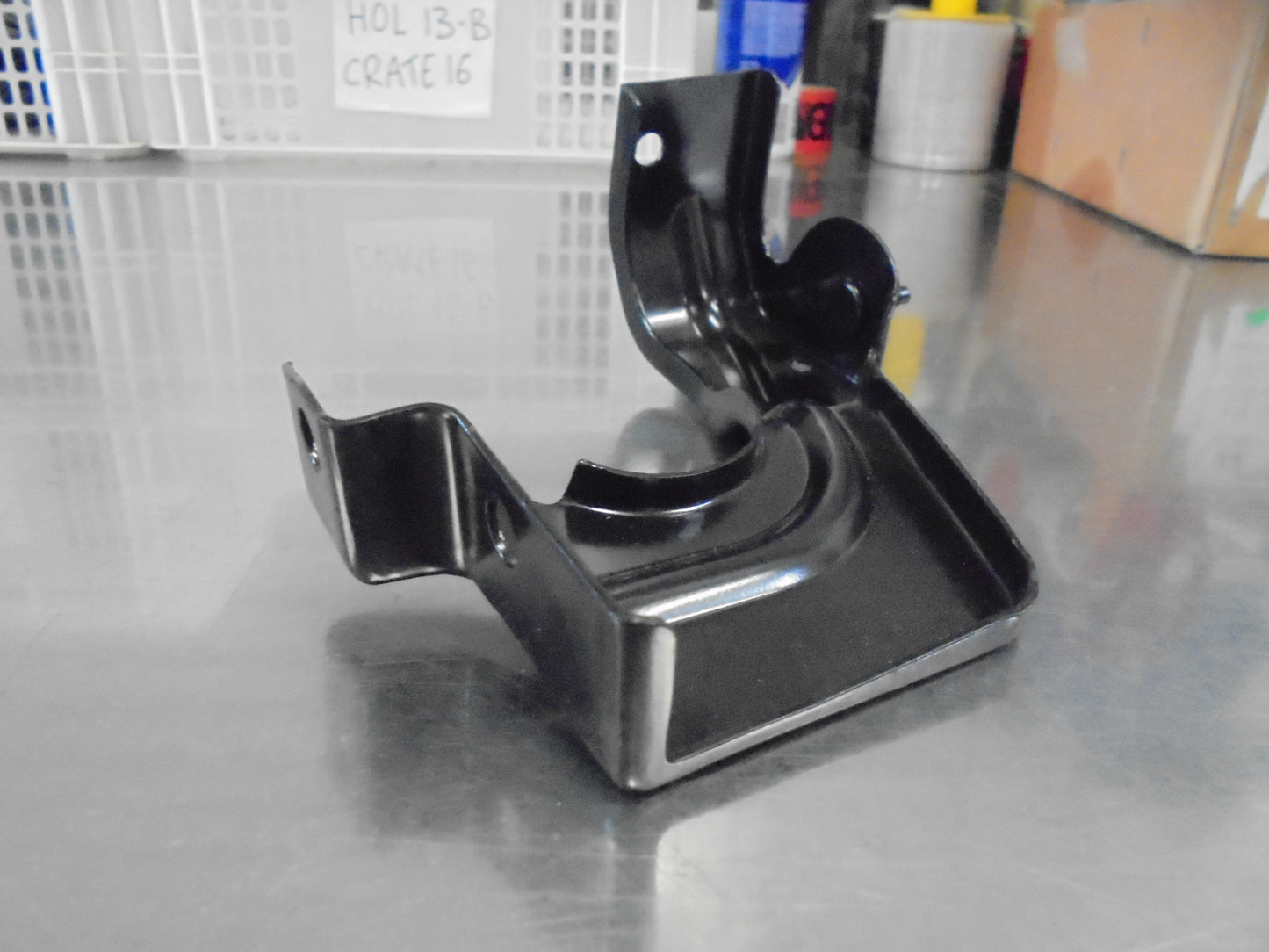 Nissan Navara D40 Thai Genuine Front Left Hand Bumper Bracket New Part