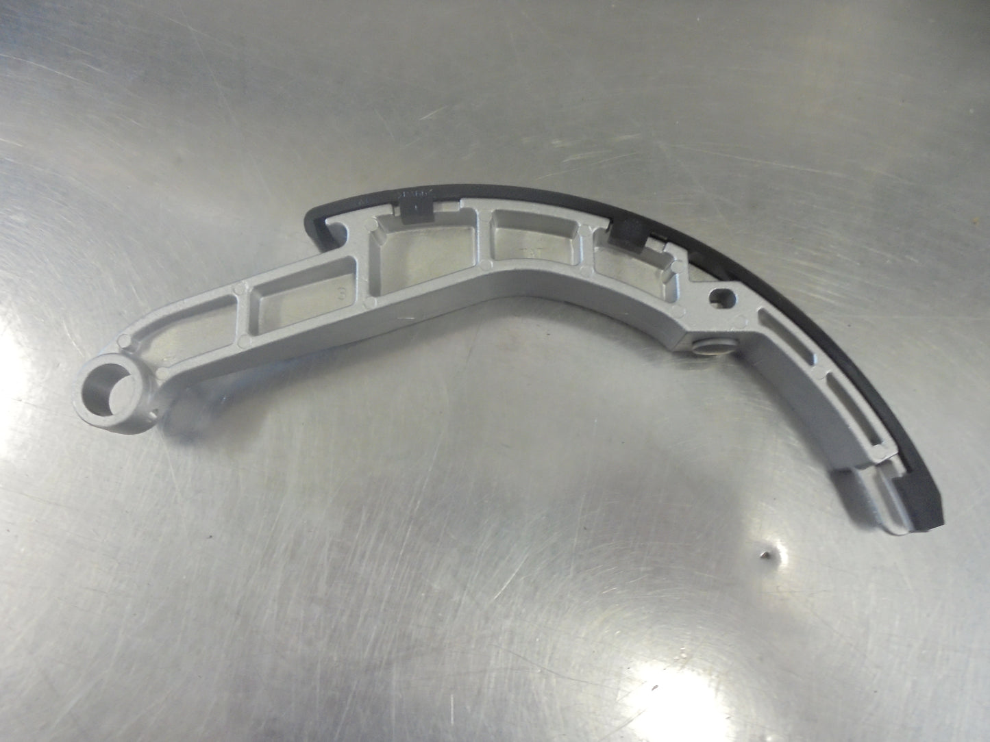 Nissan Navara D40 Genuine Timing Guide Rail Guide New Part