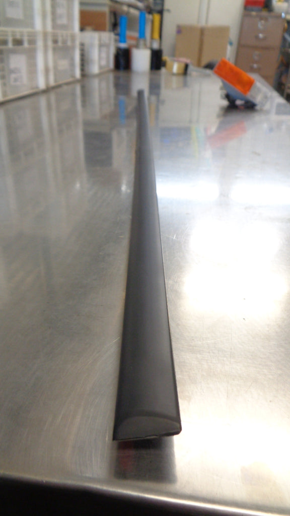 Holden VT Commodore Calais Genuine Front Door Moulding New Part Half Price Parts Car Parts