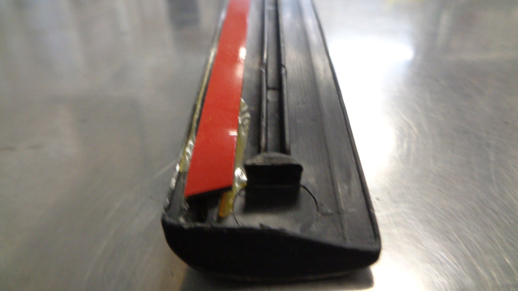 Holden VT Commodore Calais Genuine Front Door Moulding New Part Half Price Parts Car Parts