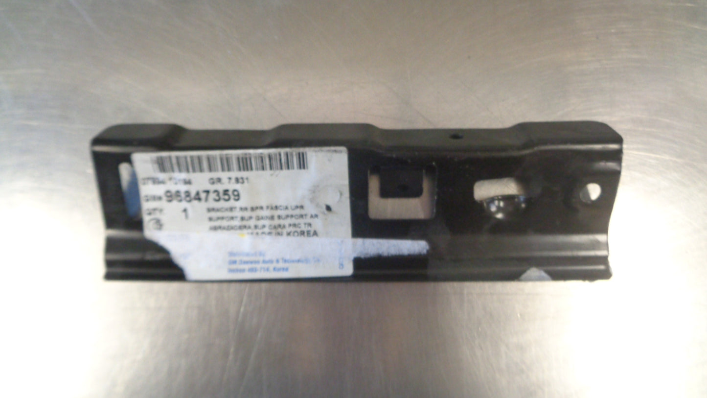 Holden Barina Spark Genuine Rear Body Panel Upper Bracket New Part
