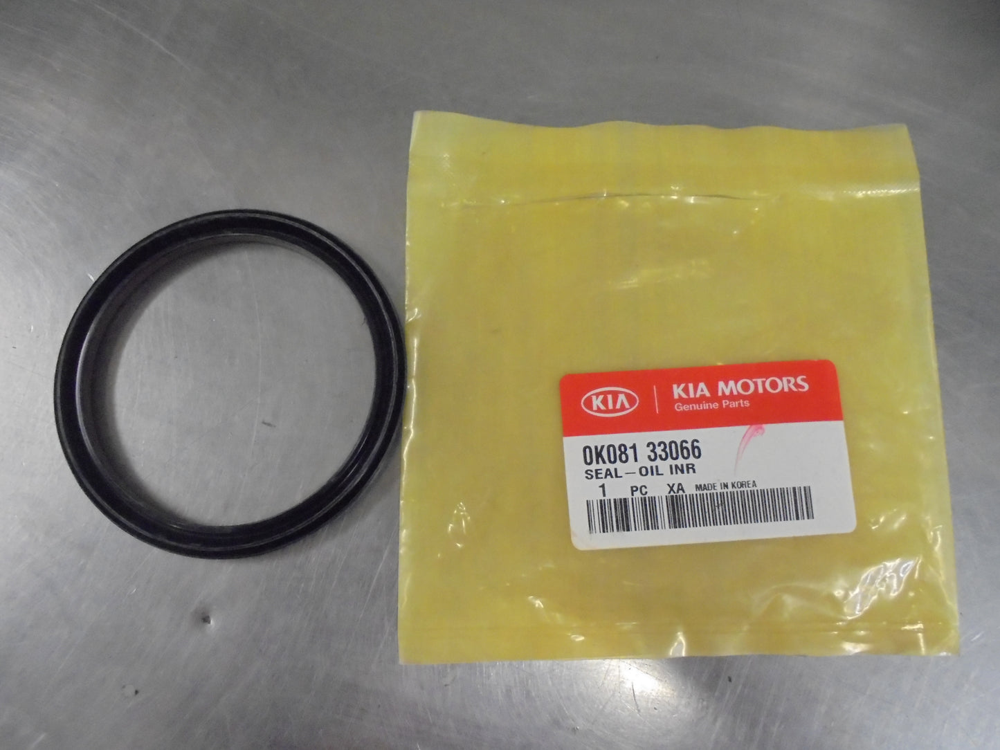 Kia Sportage Genuine Front Brake Dust Cover New Part