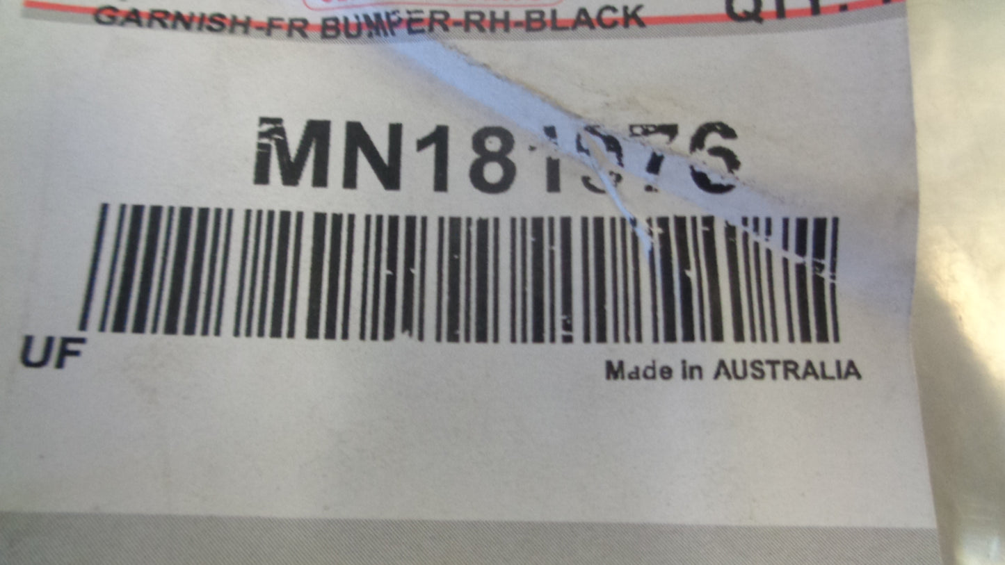 Mitsubishi 380 Genuine Right Hand Front Bumper Garnish New Part