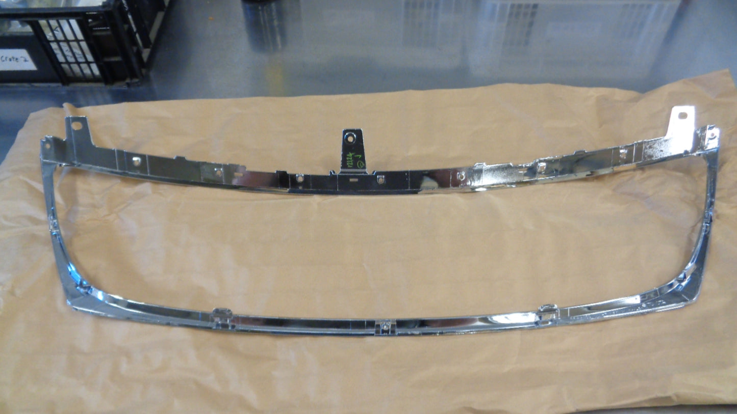 Toyota Lexus Genuine Radiator Grille Moulding New Part