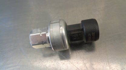 Holden VZ Monaro V8 Air Conditioning High Pressure Cut Off Switch New Part