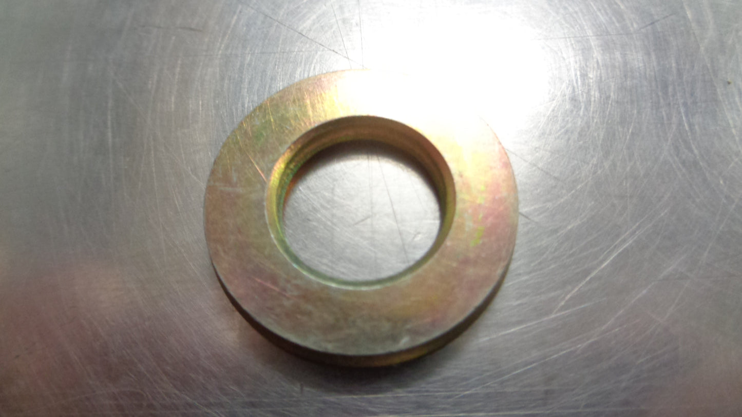 Isuzu F Series Genuine Engine Mount Plate Bracket Washer New Part