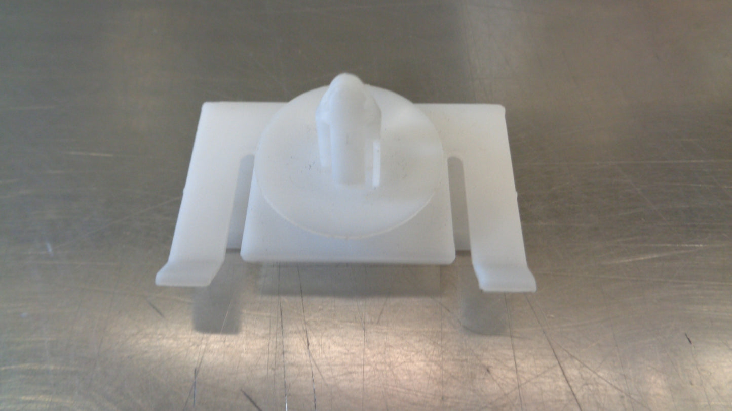 Holden VE-VF Commodore Genuine Rocker Moulding Retainer Clip New Part