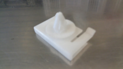 Holden VE-VF Commodore Genuine Rocker Moulding Retainer Clip New Part