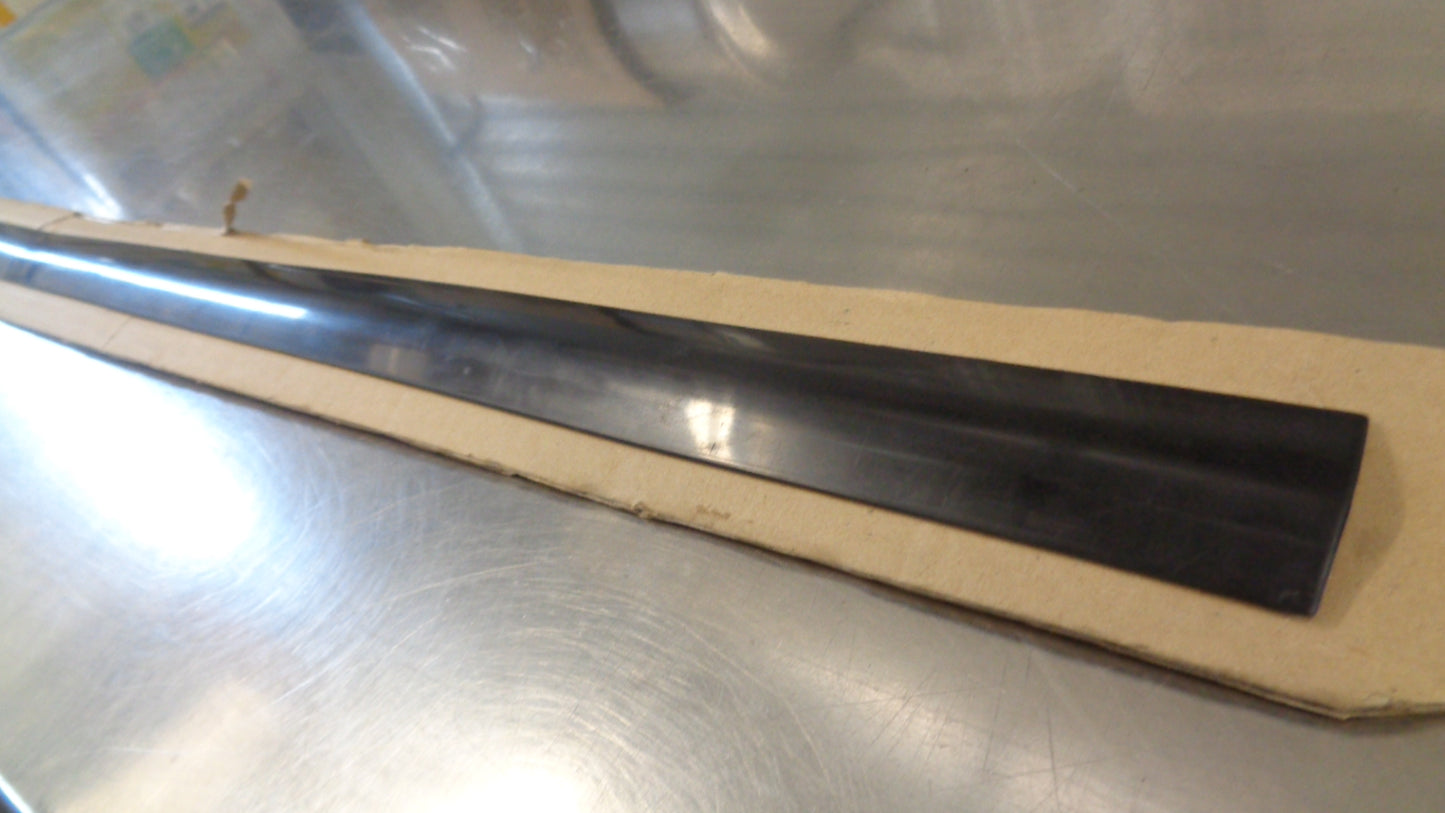 Toyota Camry Genuine Left Hand Front Door Moulding New Part