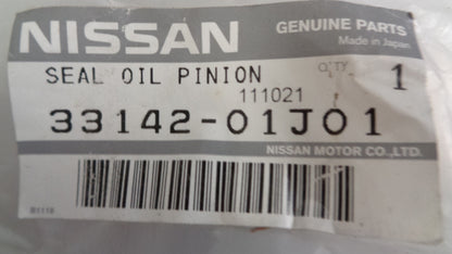 Nissan GQ-GU Patrol Genuine Transfer Case Pinion Seal New Part