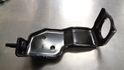 Mercedes Benz X Class Genuine Right Hand Halter Bracket New Part