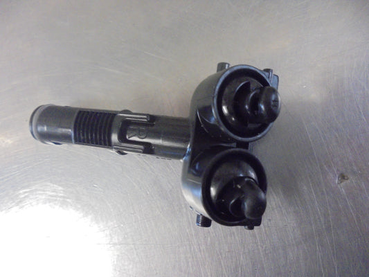 VW Touareg Genuine Passenger Side Headlight Washer Nozzle New Part