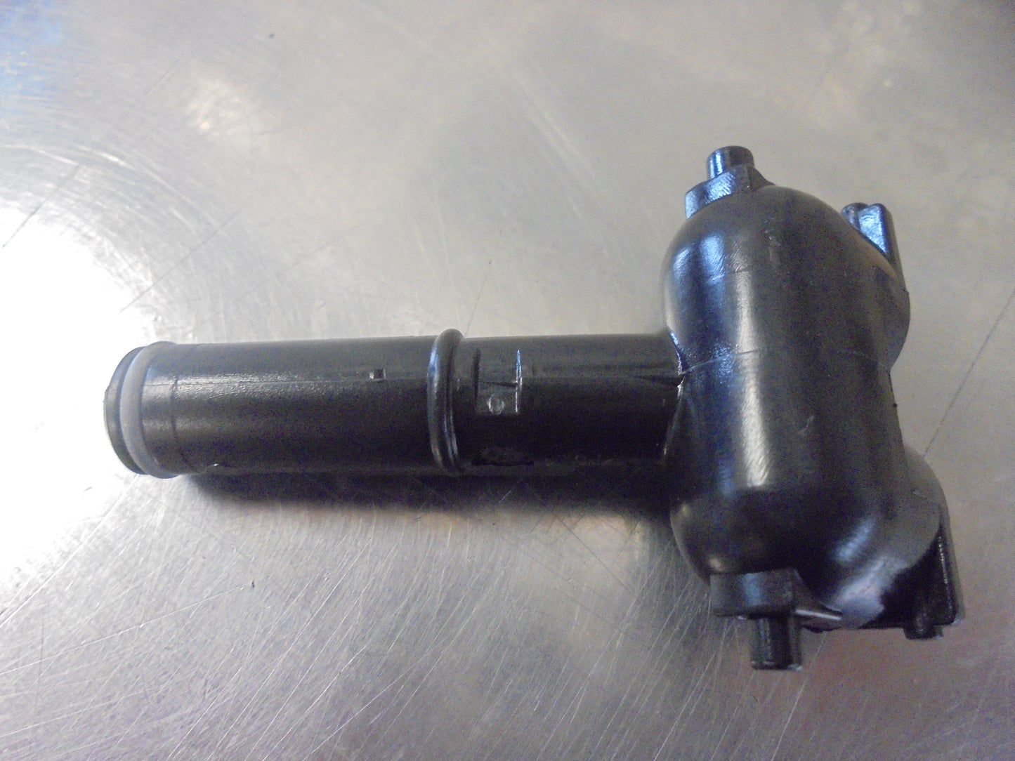 VW Touareg Genuine Passenger Side Headlight Washer Nozzle New Part