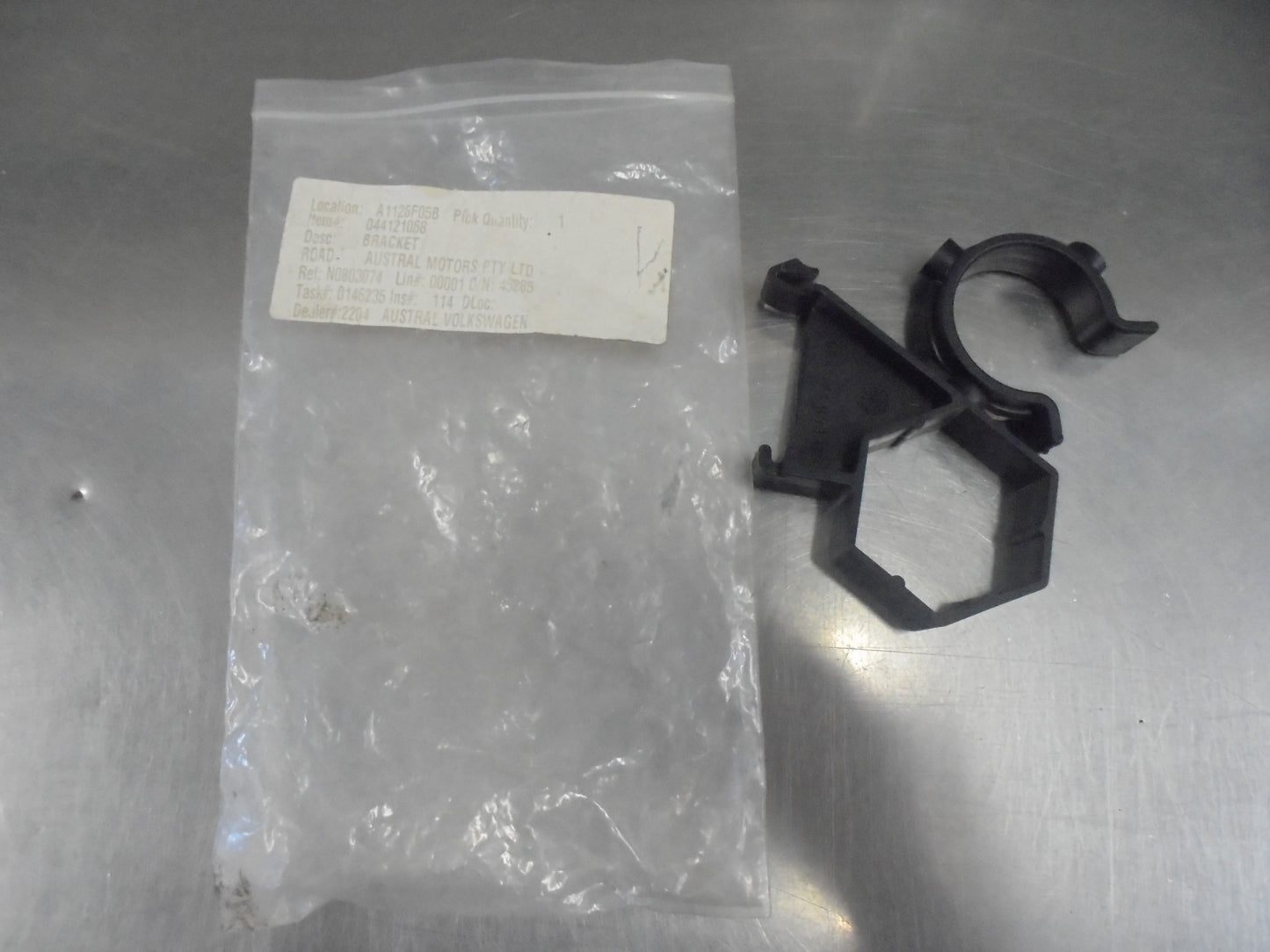 VW Transporter T4 Genuine Bracket For Auxiliary Electric Coolant Pump New Part