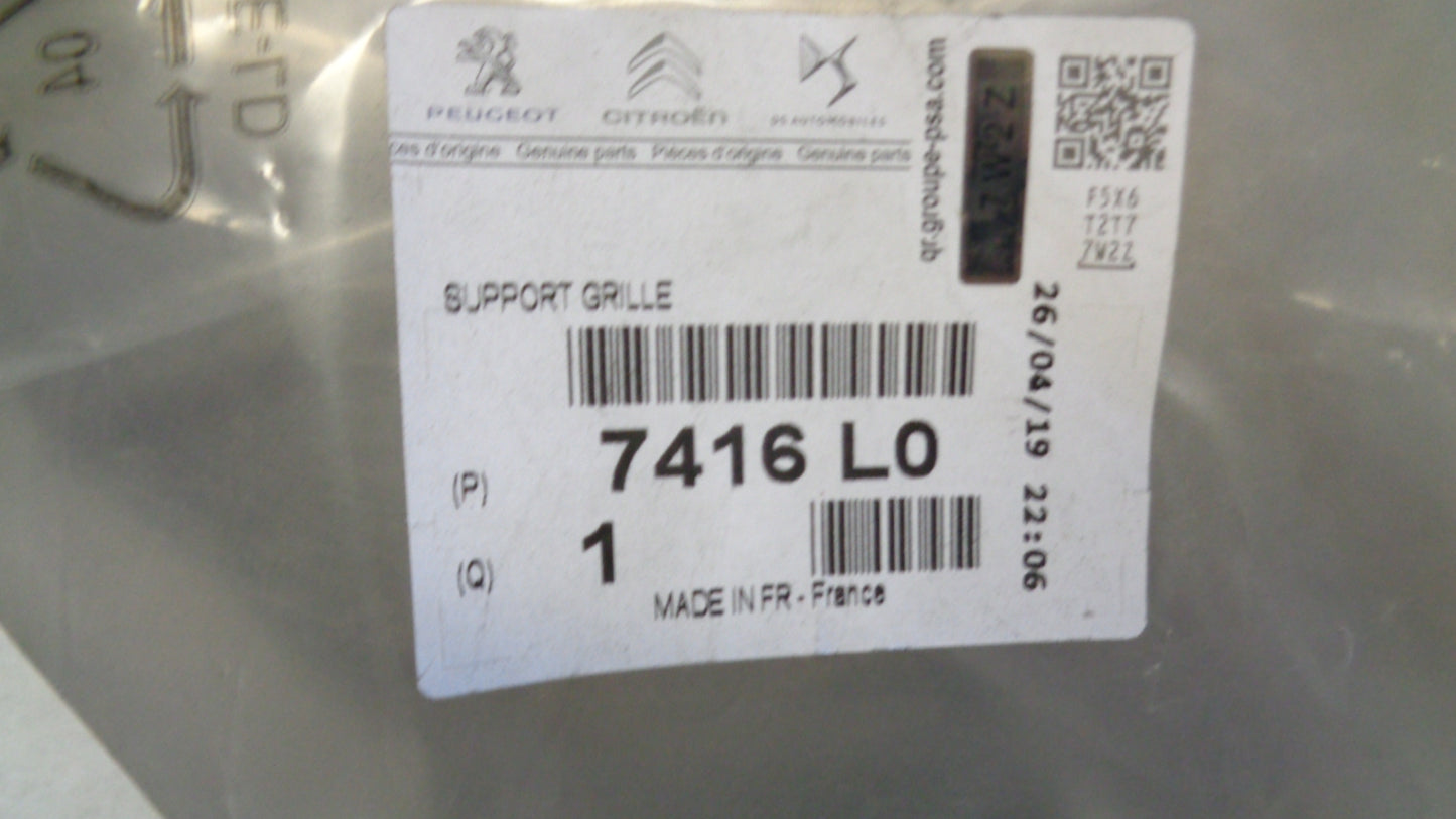 Citroen C4 Genuine Front Radiator Grille Bracket New Part