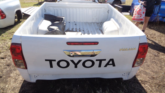 Toyota Hilux SR5 EXTRA Cab Tub White 2015 Onwards New Part