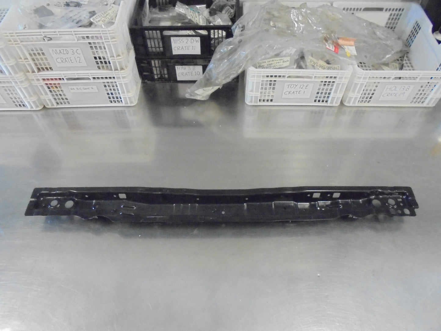Honda CR-V Genuine Rear Bumper Face Stiffener New Part