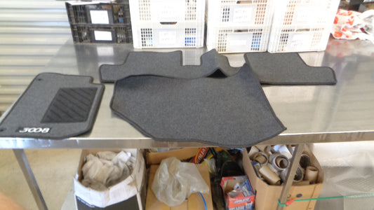Peugeot 3008 MK1 Genuine Carpet Font & Rear Floor Mat Set New Part