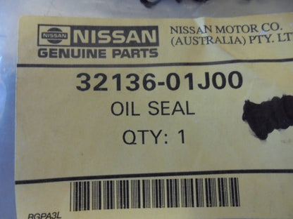Nissan Patrol GQ-GU Genuine Gearbox Output Seal New Part