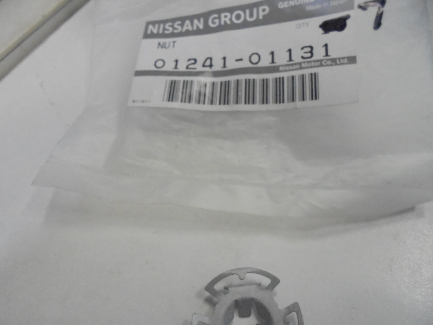 Nissan Juke-Cube Genuine Front Insulator Nut New Part