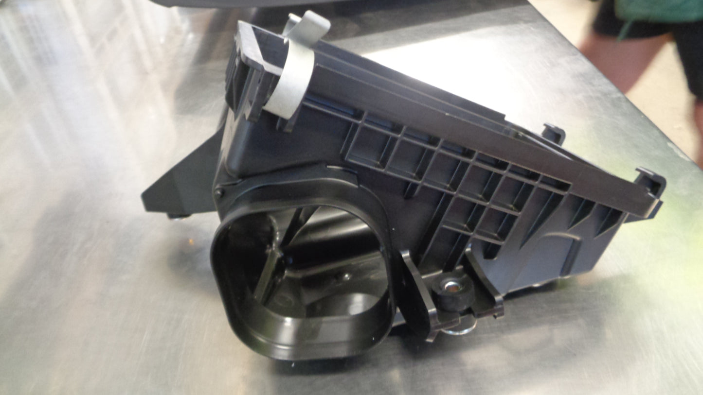 Honda CR-V Genuine Lower Air Box ASM New Part