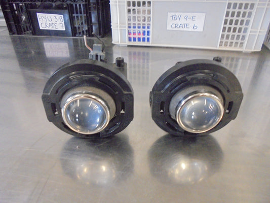 Jeep Compass/Dodge Dart Genuine Fog Light Pair New Part