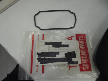 Toyota Hilux-4Runner-Camry-Corolla Genuine Governor Cover Gasket New Part
