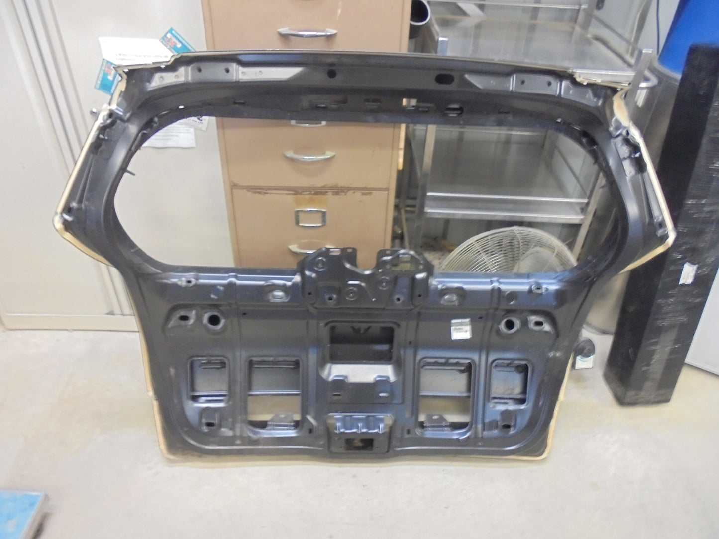 Renault Scenic II Genuine Rear Tail Gate Hatch Panel New Part