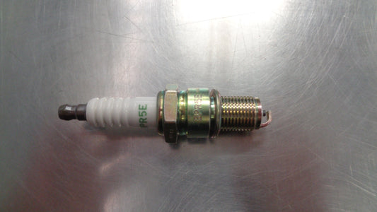 Nissan Frontier-Datsun-Cube-370Z-350Z-200SX And More Genuine Spark Plug New Part