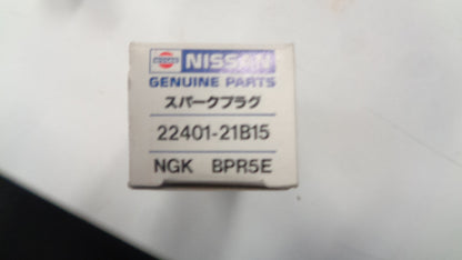 Nissan Frontier-Datsun-Cube-370Z-350Z-200SX And More Genuine Spark Plug New Part