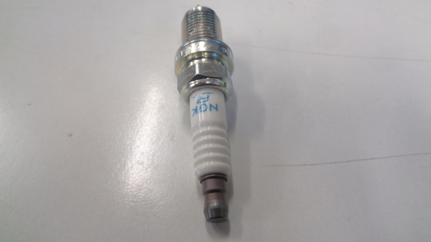 Denso NGK Spark Plug Suits Nissan Mitsubishi Honda New Part