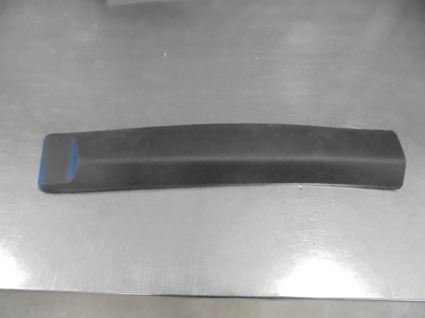 Holden RG Colorado Extra Cab Genuine Drivers Rear Lower Molding New Part