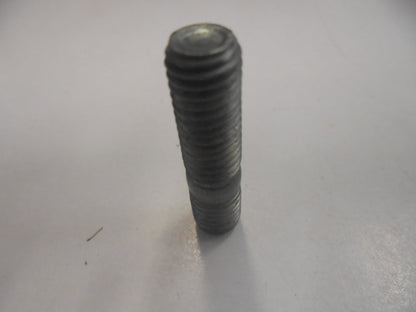 Holden Daewoo Genuine Exhaust Manifold Stud New Part