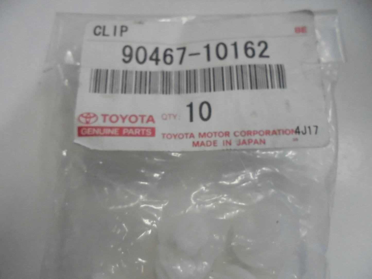 Toyota Yaris-FJ-Echo-Corolla-Camry-Celica Genuine Nylon Rivet / Retainer New Part