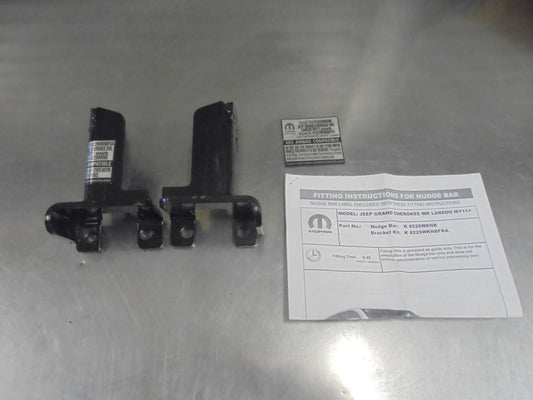 Jeep Grand Cherokee WK Laredo MY11 Genuine Nudge Bar Brackets Only New Part