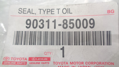 Toyota Camry/Rav4 Genuine Rear Engine Oil Seal New Part