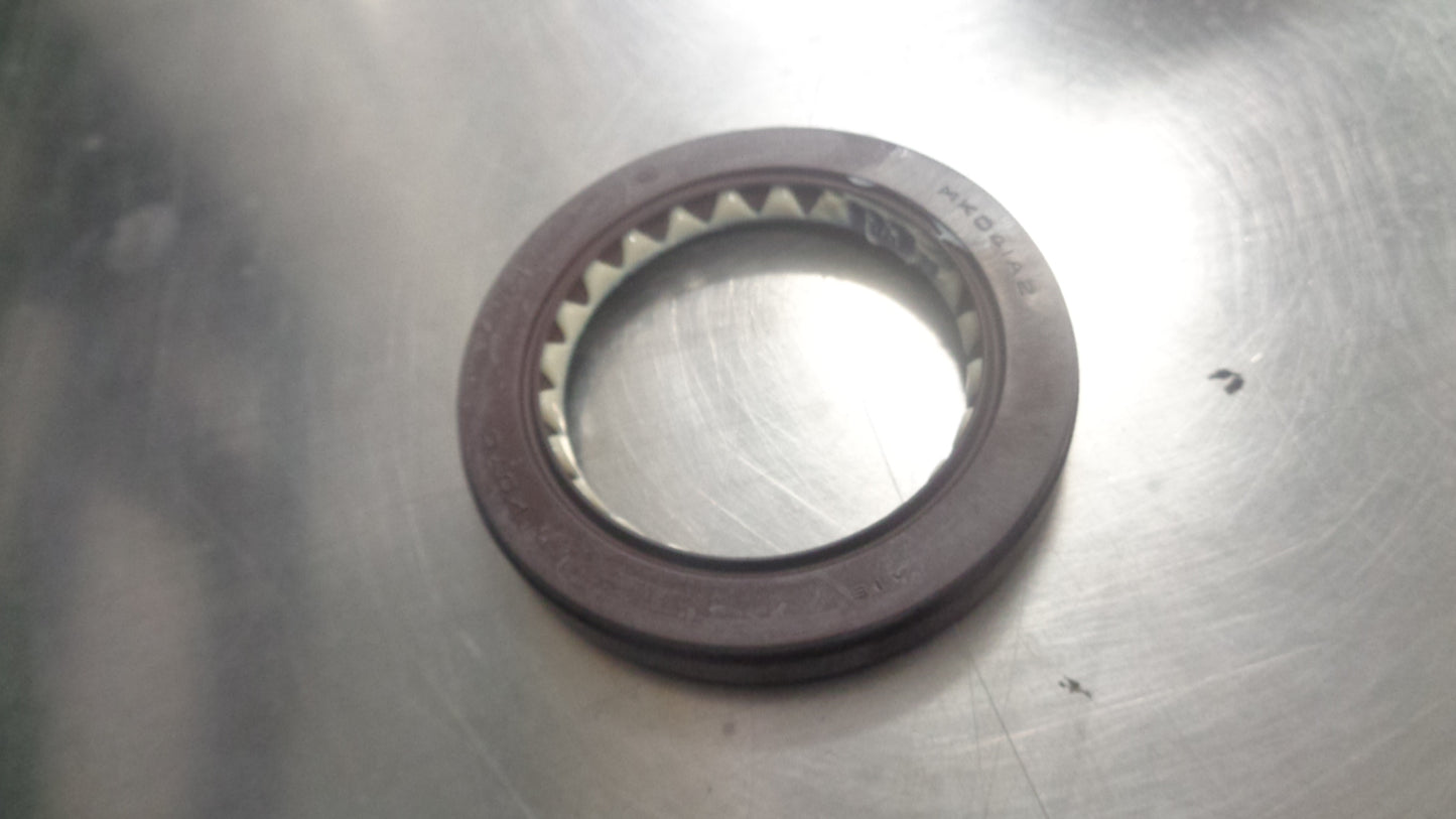 Toyota SR5 Hilux Genuine Type T Oil Seal New Part