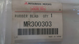 Mitsubishi Montero Genuine Windscreen Wiper Blade New Part