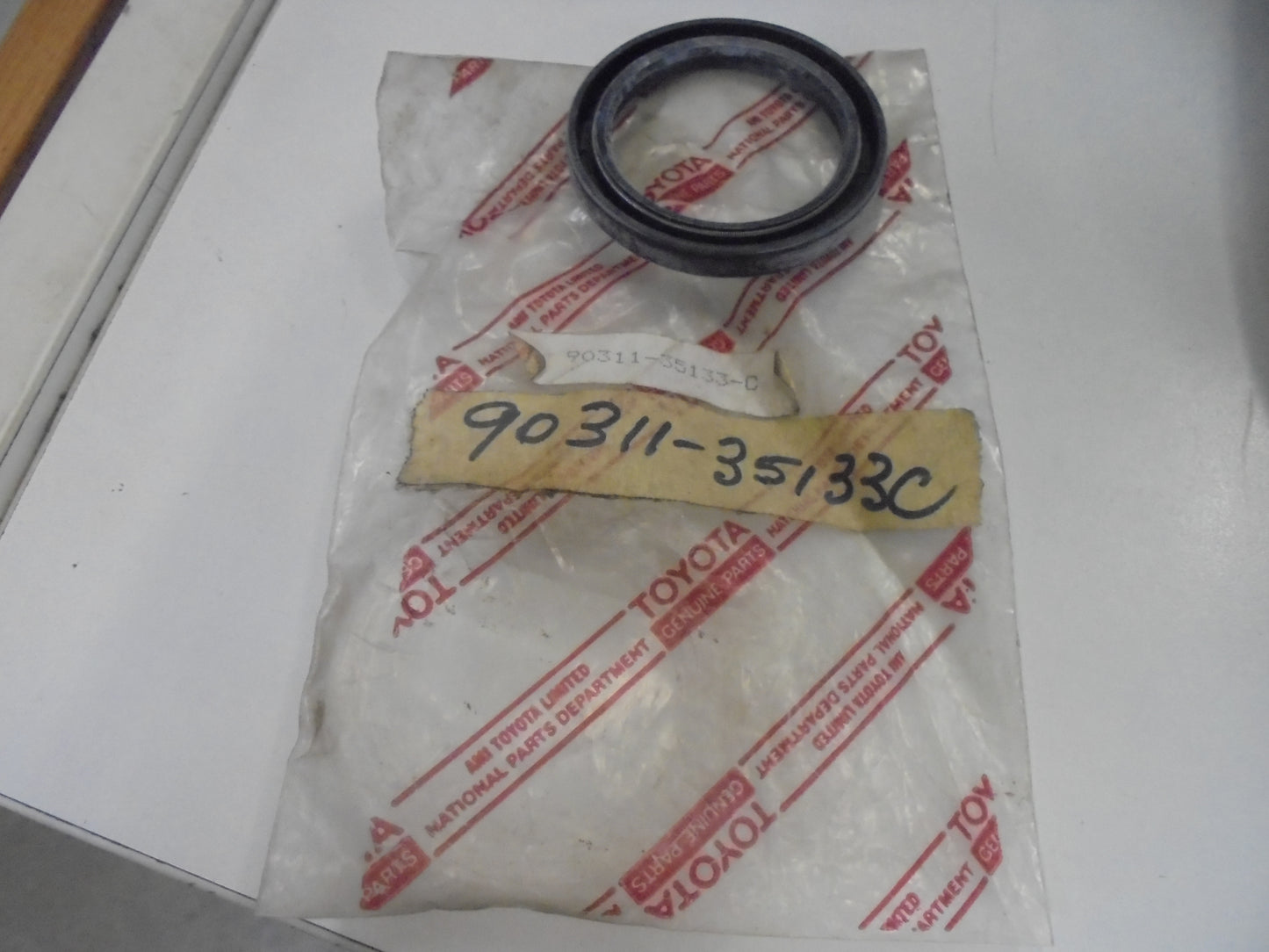 Toyota Cressida-Celica-Corona Genuine Rear Differential Seal New Part