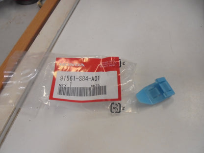 Honda Odyssey-Accord Genuine Belt Weather-Strip Retainer Clip New Part